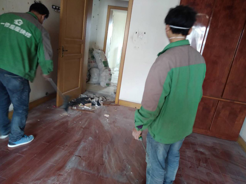 鄭州房屋維修公司哪家是維修，鄭州門鎖槽處木頭壞了怎么辦