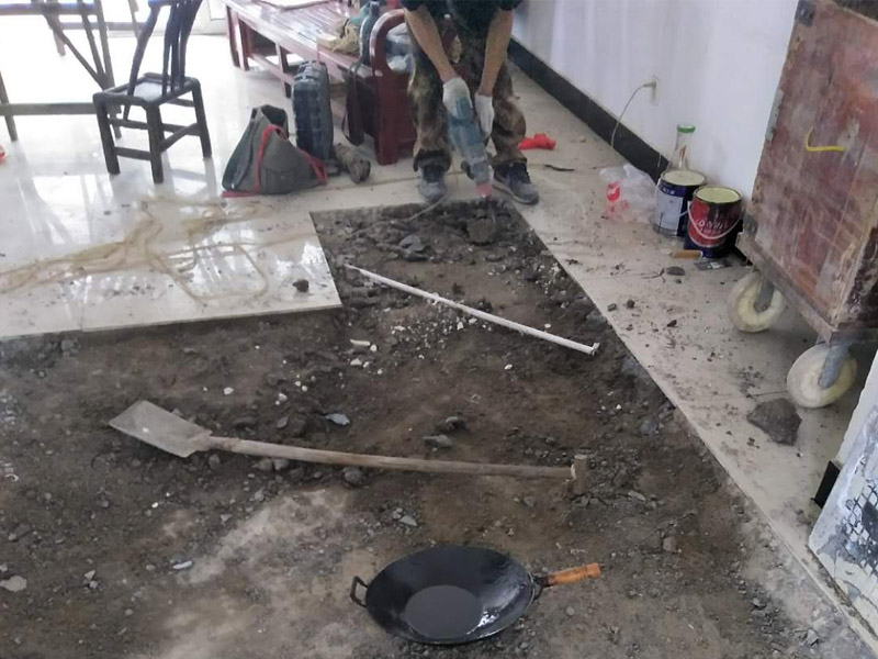廚房管道找漏點(diǎn)裝修 咸陽市渭城區(qū)廚房室內(nèi)裝修 舊樓改造 廚房露臺(tái)改造房間