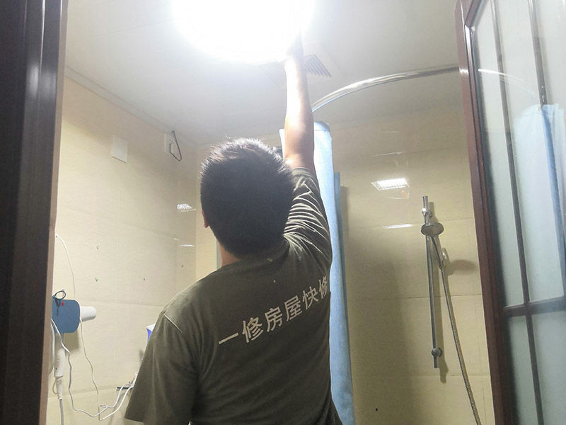 自己家沒(méi)電但別人家有電，家里沒(méi)電了但是沒(méi)跳閘，該怎么辦