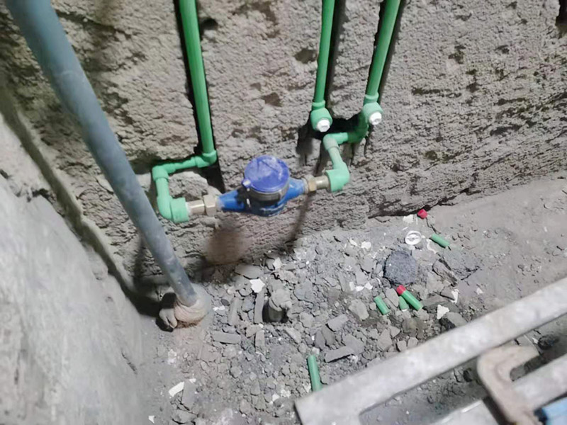 上海家庭水管漏水維修，上海室內水管修理，上海廚衛水管漏水處理