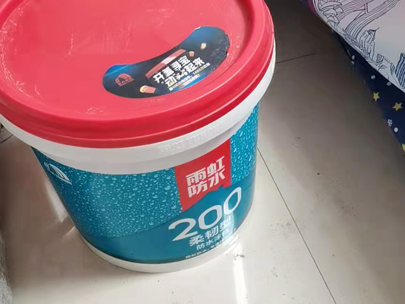 衛生間拆除，材料入場