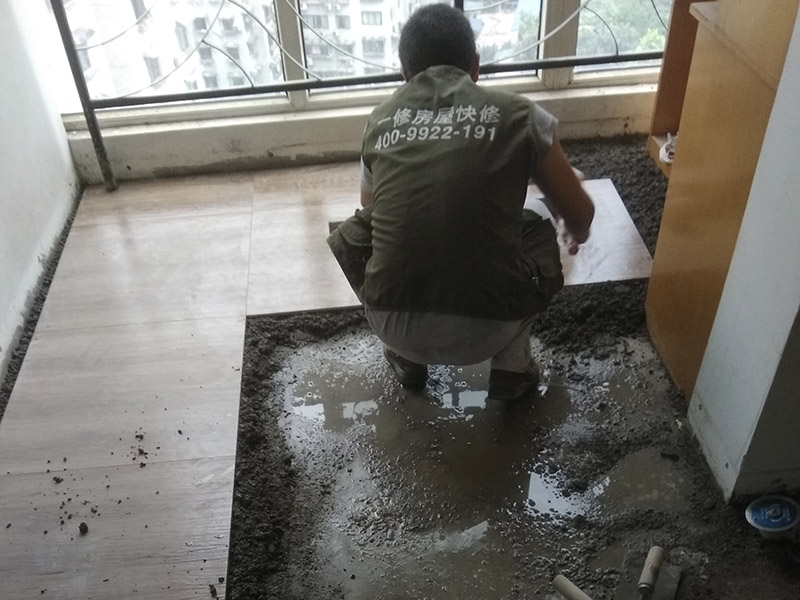 天津實木地板修補價格，天津實木地板保養