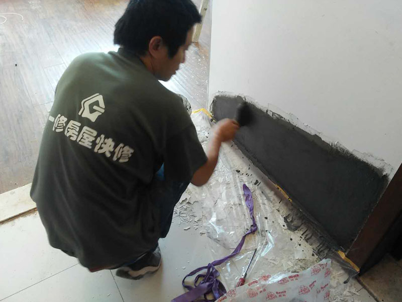 裝修入住半個月墻面發霉是為什么？應如