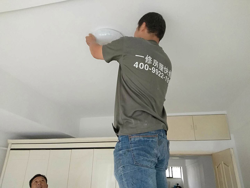 鄂州窗簾安裝怎么做，窗框防水補漏