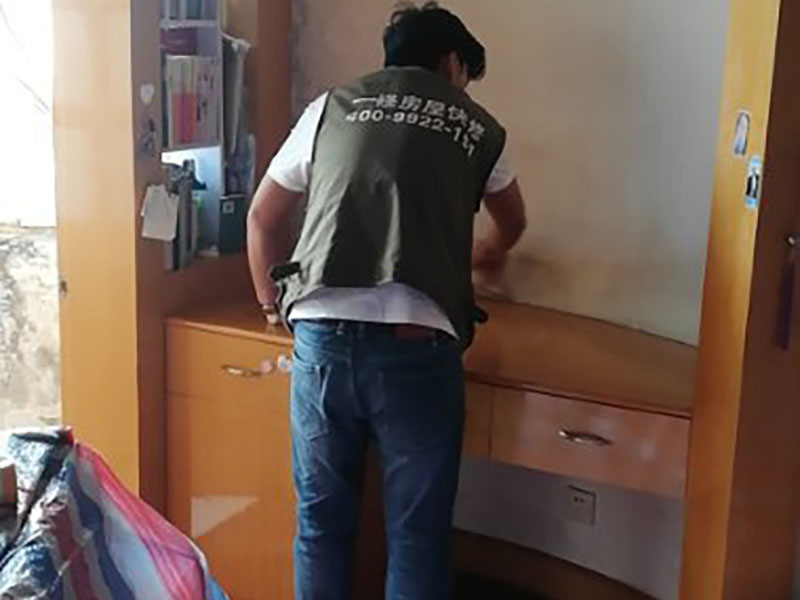 刮傷和燙傷的木質家具如何修復，修復家